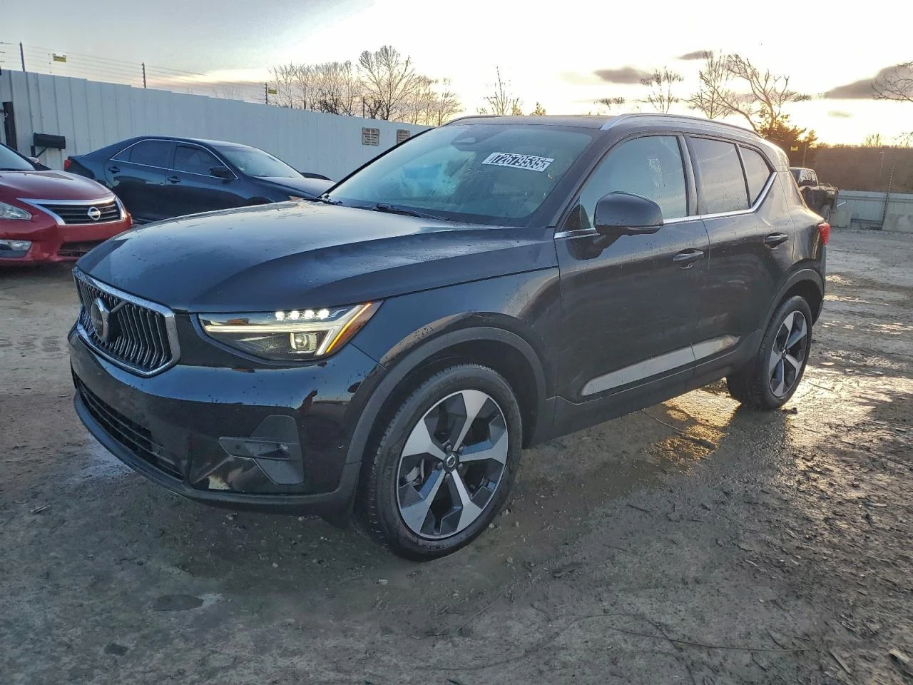 Volvo XC40 2l Plus, снимка 1
