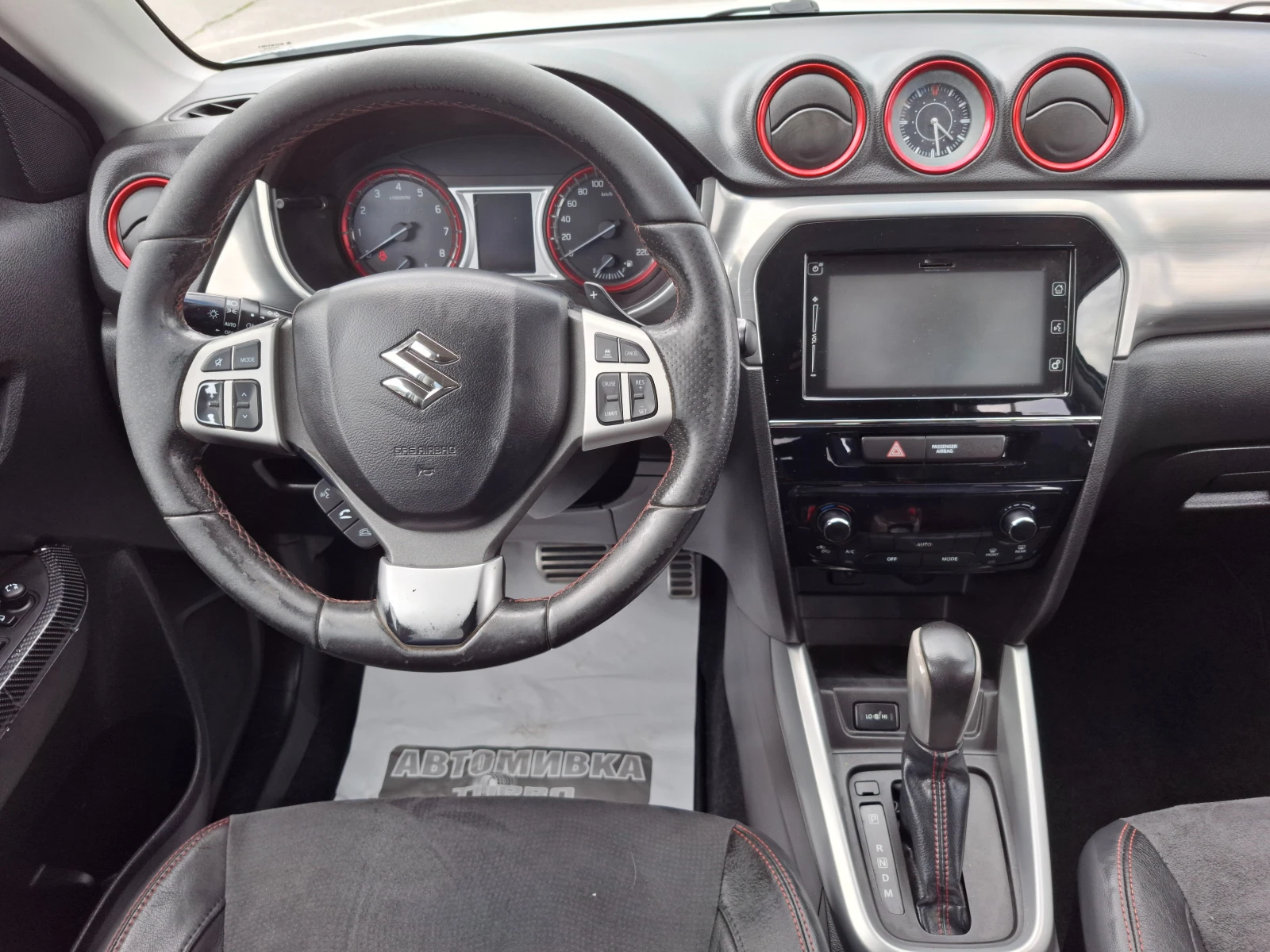Suzuki Vitara 1.4 S 4x4* АВТОМАТИК* CAMERA* KEYLESS* ALLGrip - изображение 10