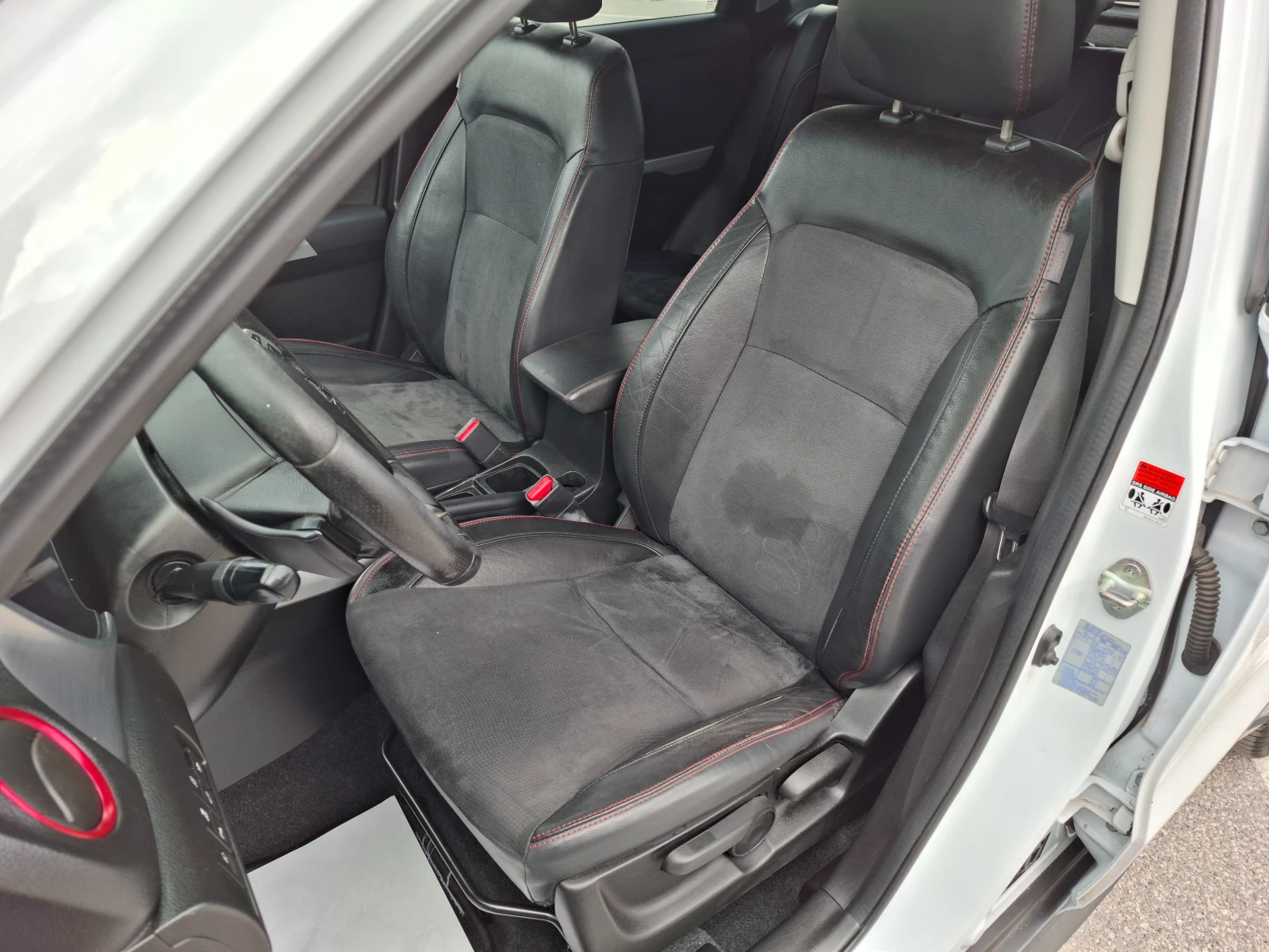 Suzuki Vitara 1.4 S 4x4* АВТОМАТИК* CAMERA* KEYLESS* ALLGrip - изображение 6