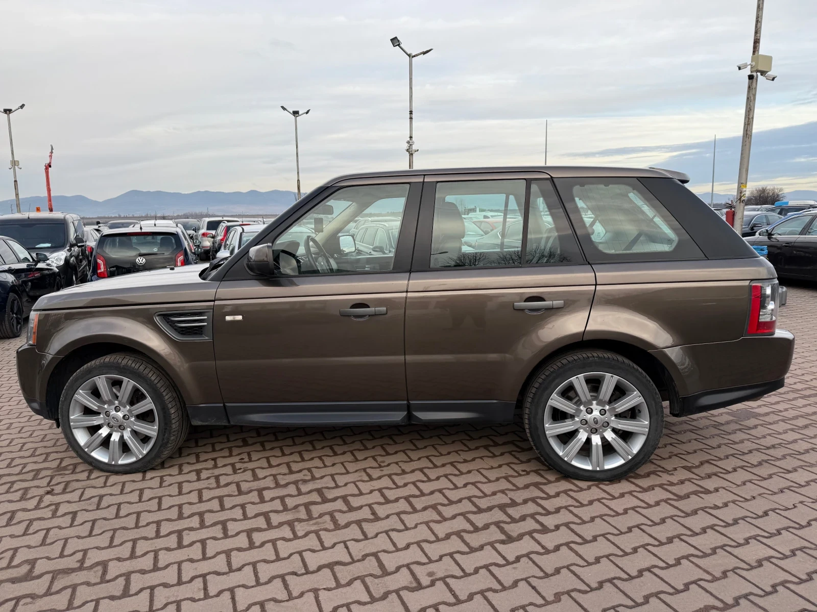 Land Rover Range Rover Sport 3.0TDV6 245к.с. - изображение 8