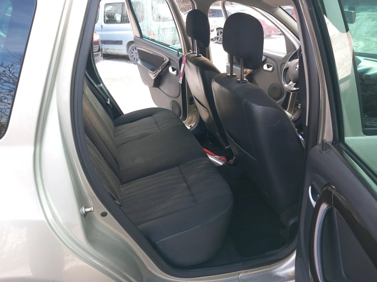 Dacia Duster 1.5 DCI | Mobile.bg � ����������� 14