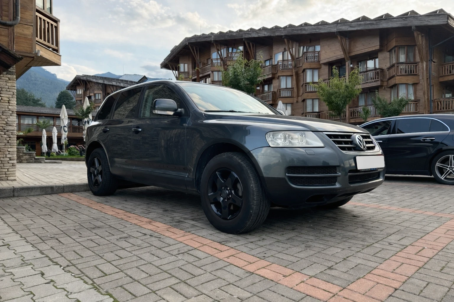 VW Touareg 2.5 TDI 4x4, снимка 2 - Автомобили и джипове - 53751219