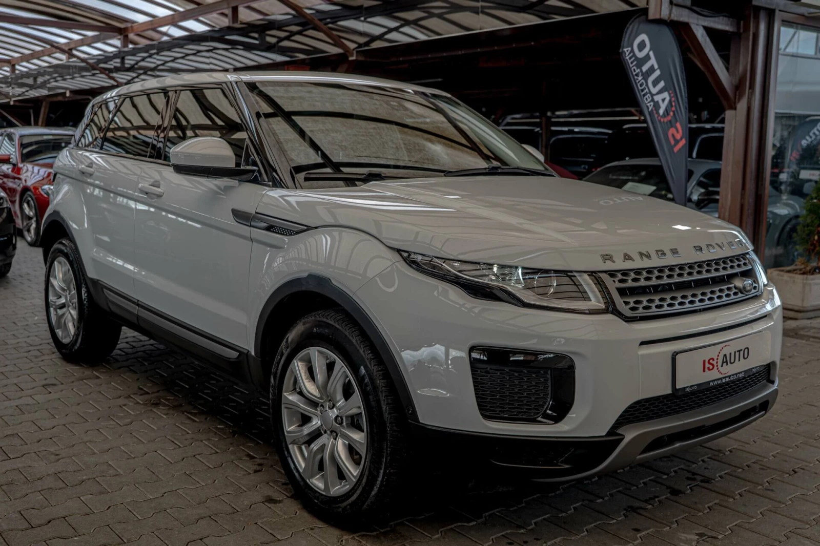 Land Rover Range Rover Evoque 2.0TD4/Камера/Панорама/Климатроник/ - изображение 2