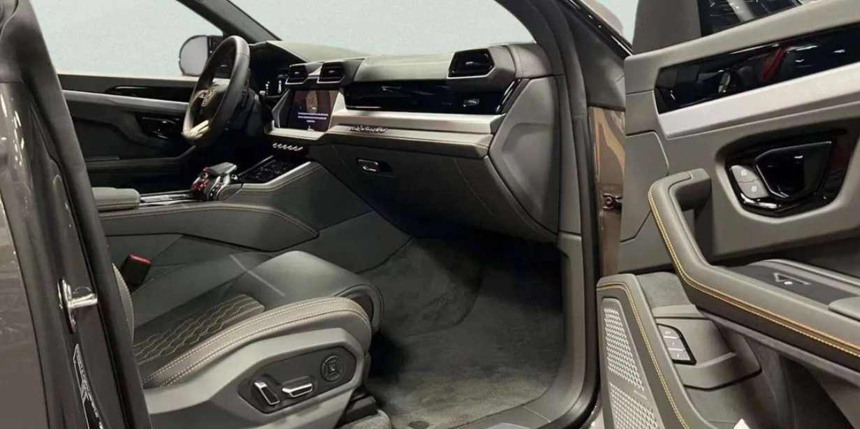 Lamborghini Urus SE 4.0 V8 Plug-in Hybrid 4WD, снимка 8 - Автомобили и джипове - 53733790