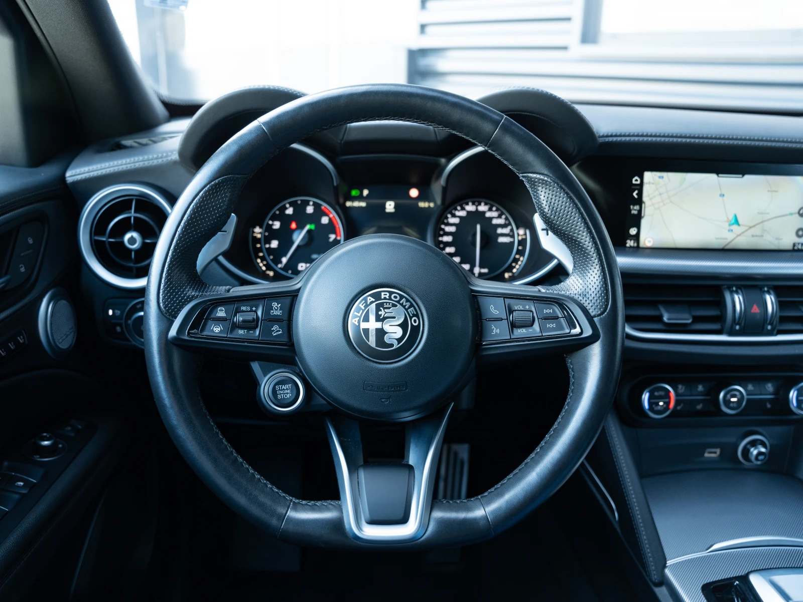 Alfa Romeo Stelvio Veloce Q4, снимка 9 - Автомобили и джипове - 53864694