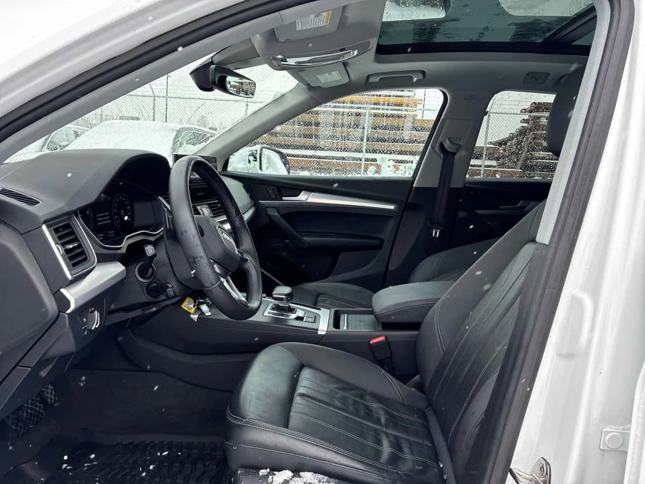 Audi Q5 QUATTRO * ДИСТРОНИК* ПАНОРАМА* DIGITAL* , снимка 10 - Автомобили и джипове - 53952413