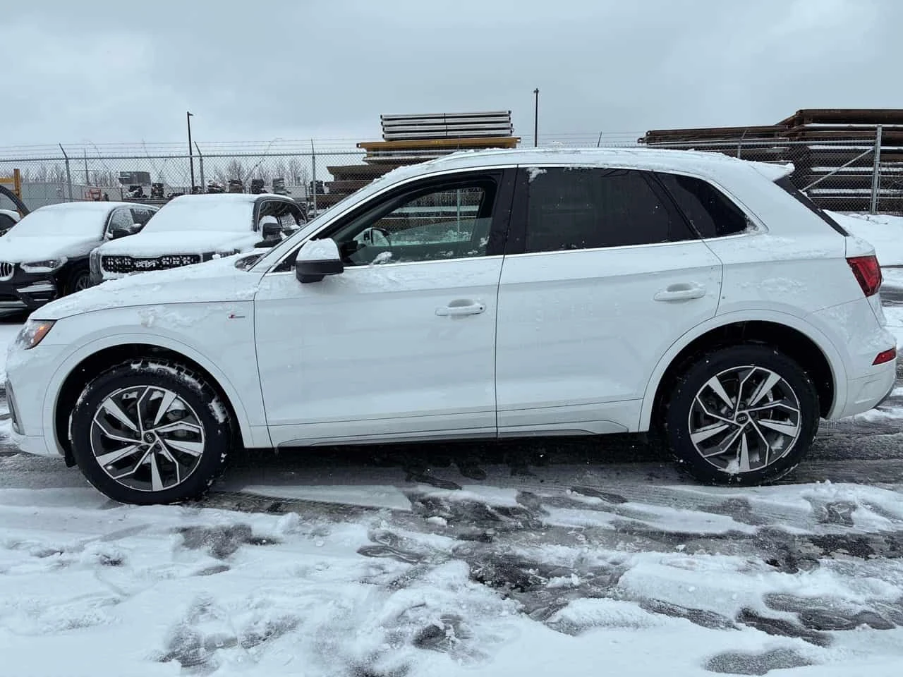 Audi Q5 QUATTRO * ДИСТРОНИК* ПАНОРАМА* DIGITAL* , снимка 3 - Автомобили и джипове - 53952413