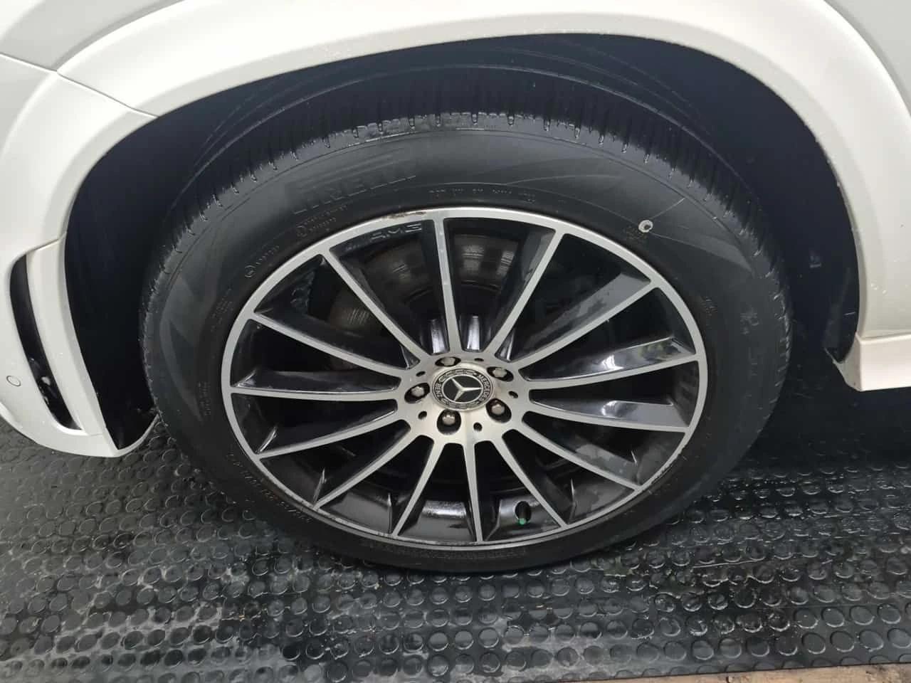 Mercedes-Benz GLE 350 * ОТ ГЛАВНО ПРЕДСТАВИТЕЛСТВО* 1 СОБСТВЕНИК* ДИСТРО, снимка 7 - Автомобили и джипове - 54133379