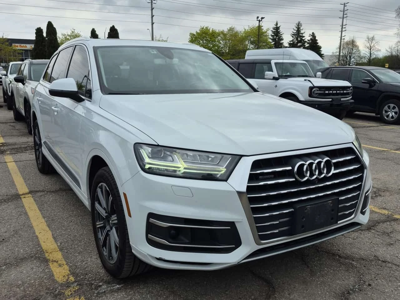Audi Q7 * 3.0T TECHNIK* DISTRONIC* ОБУДХВАНЕ* BANG&OLUFSEN, снимка 2 - Автомобили и джипове - 54440184