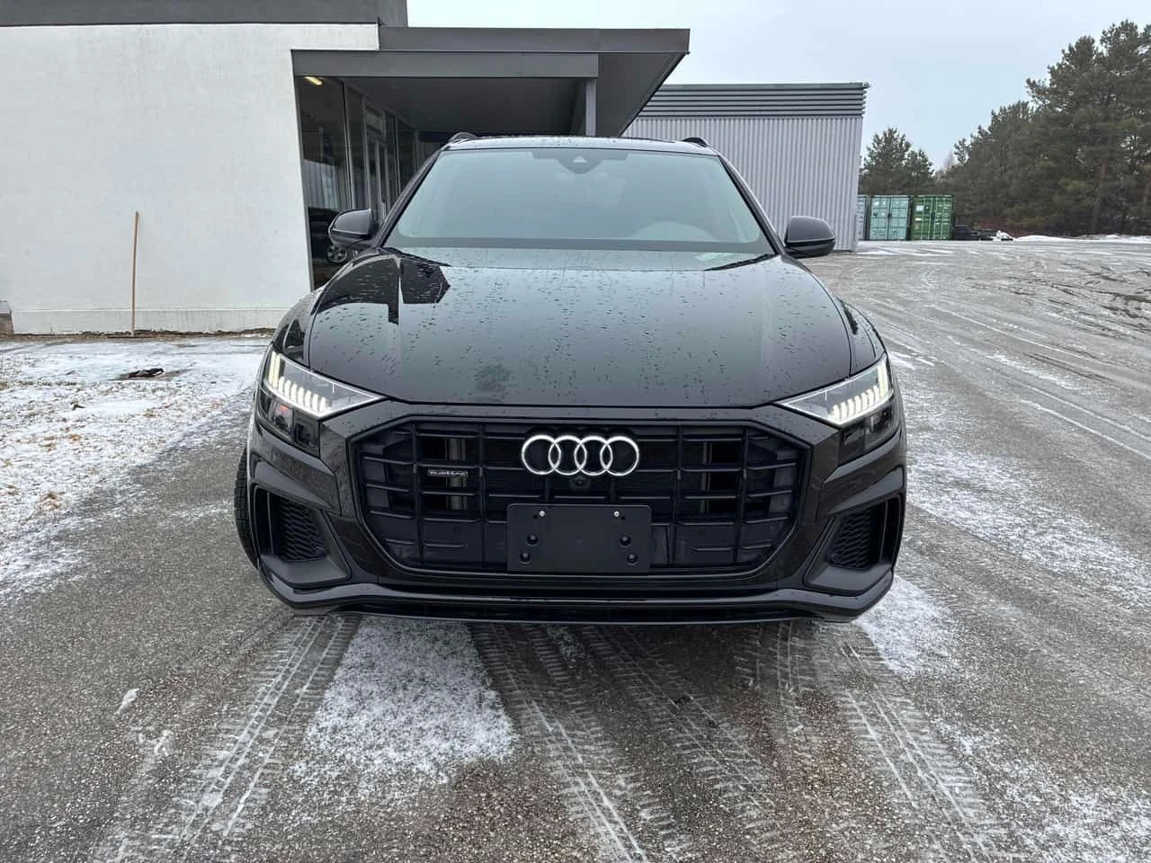 Audi Q8 * Progressiv * CARFAX * ЦЕНА ДО БГ, снимка 2 - Автомобили и джипове - 54553089