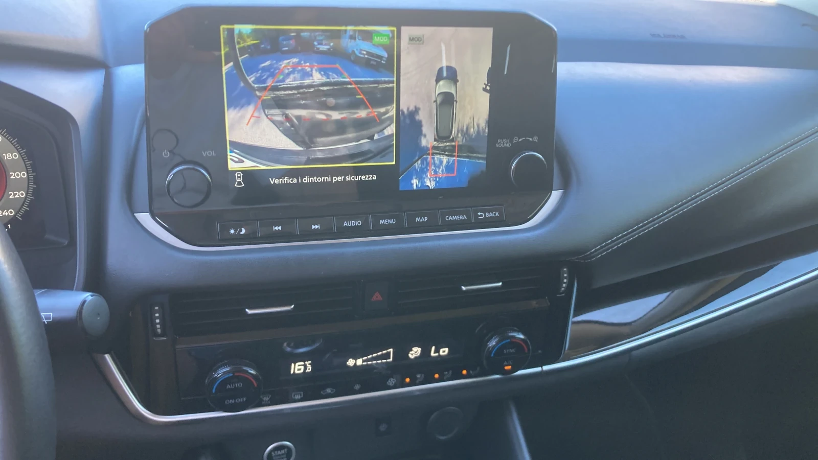 Nissan Qashqai 1.3 Hibrid 140 konq Top, снимка 15 - Автомобили и джипове - 56185503
