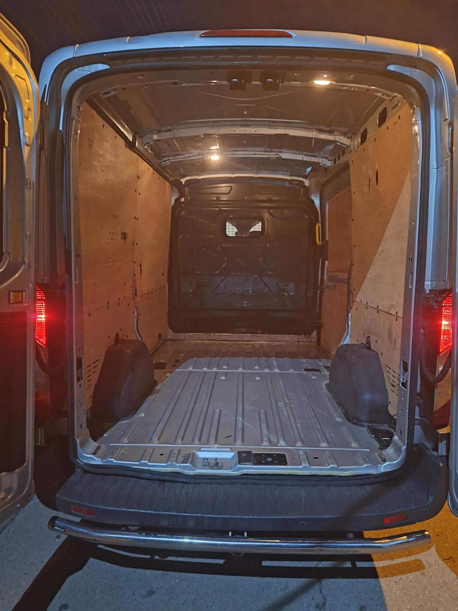 Ford Transit 2.2 TDCI Клима EURO5b L2H2 - изображение 5