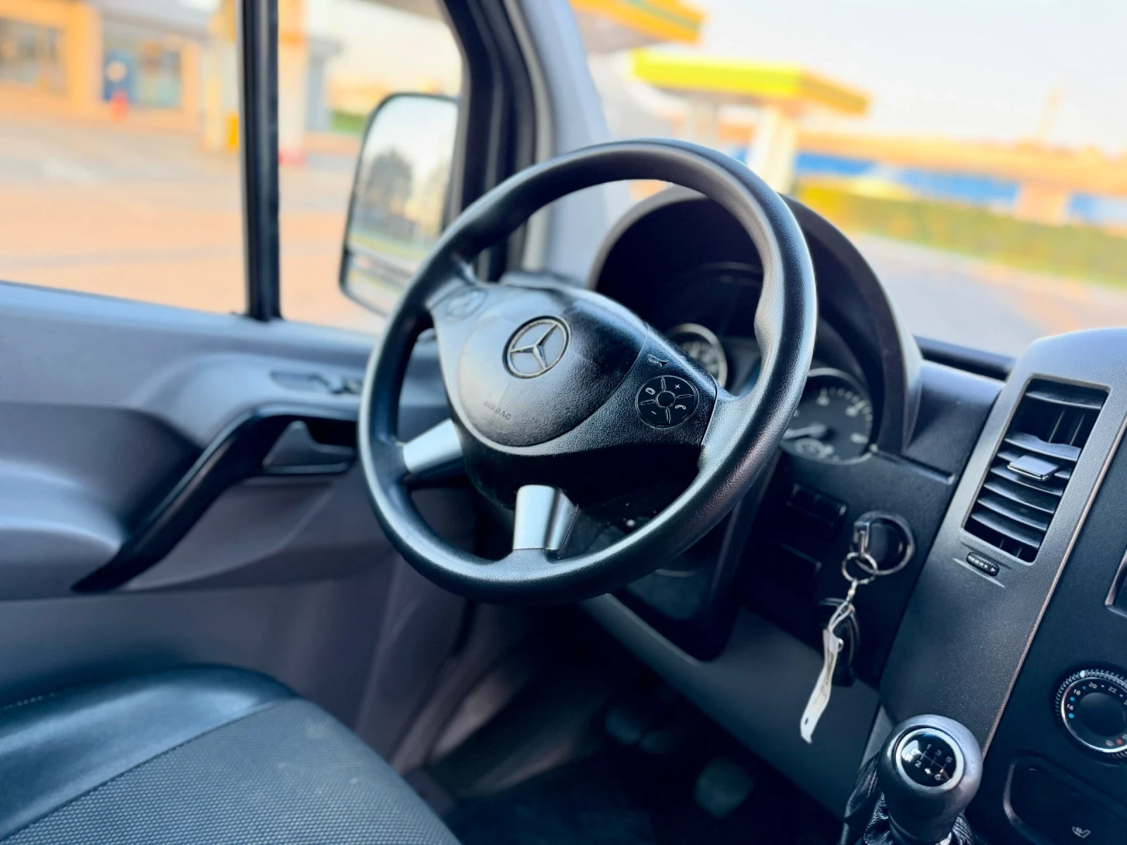 Mercedes-Benz Sprinter 313 2.2 MAXI!!!ПЕРФЕКТЕН ТЕХНИЧЕСКИ!!!КЛИМАТИК!!!, снимка 11 - Бусове и автобуси - 54160189