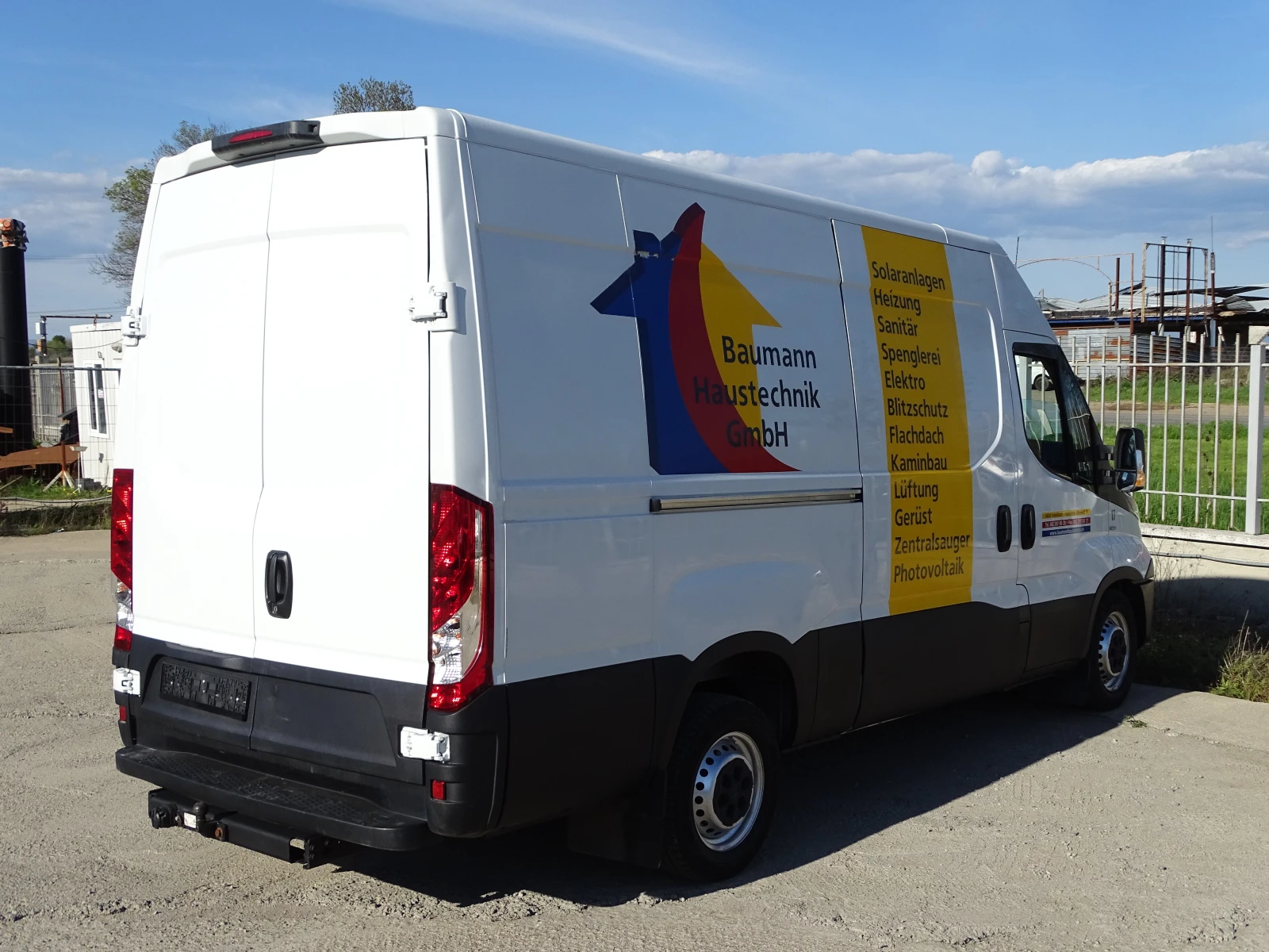 Iveco Daily 35S17 * * 172 048 км* * Климатроник* *  , снимка 6 - Бусове и автобуси - 54304779