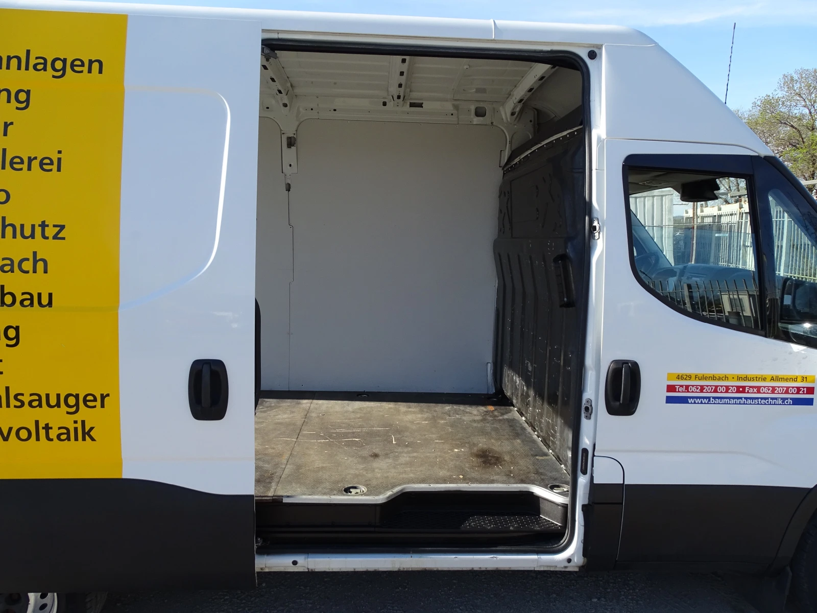 Iveco Daily 35S17 * * 172 048 км* * Климатроник* *  , снимка 8 - Бусове и автобуси - 54304779