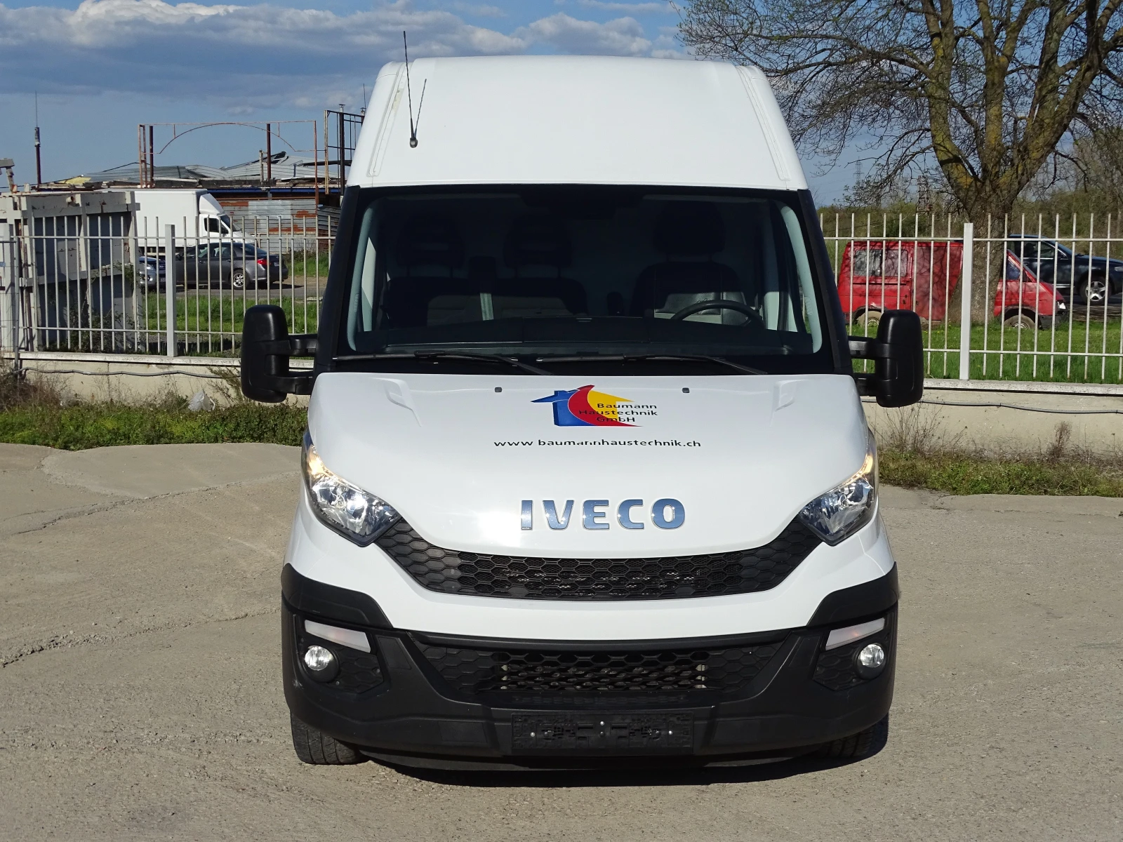 Iveco Daily 35S17 * * 172 048 км* * Климатроник* *  , снимка 2 - Бусове и автобуси - 54304779