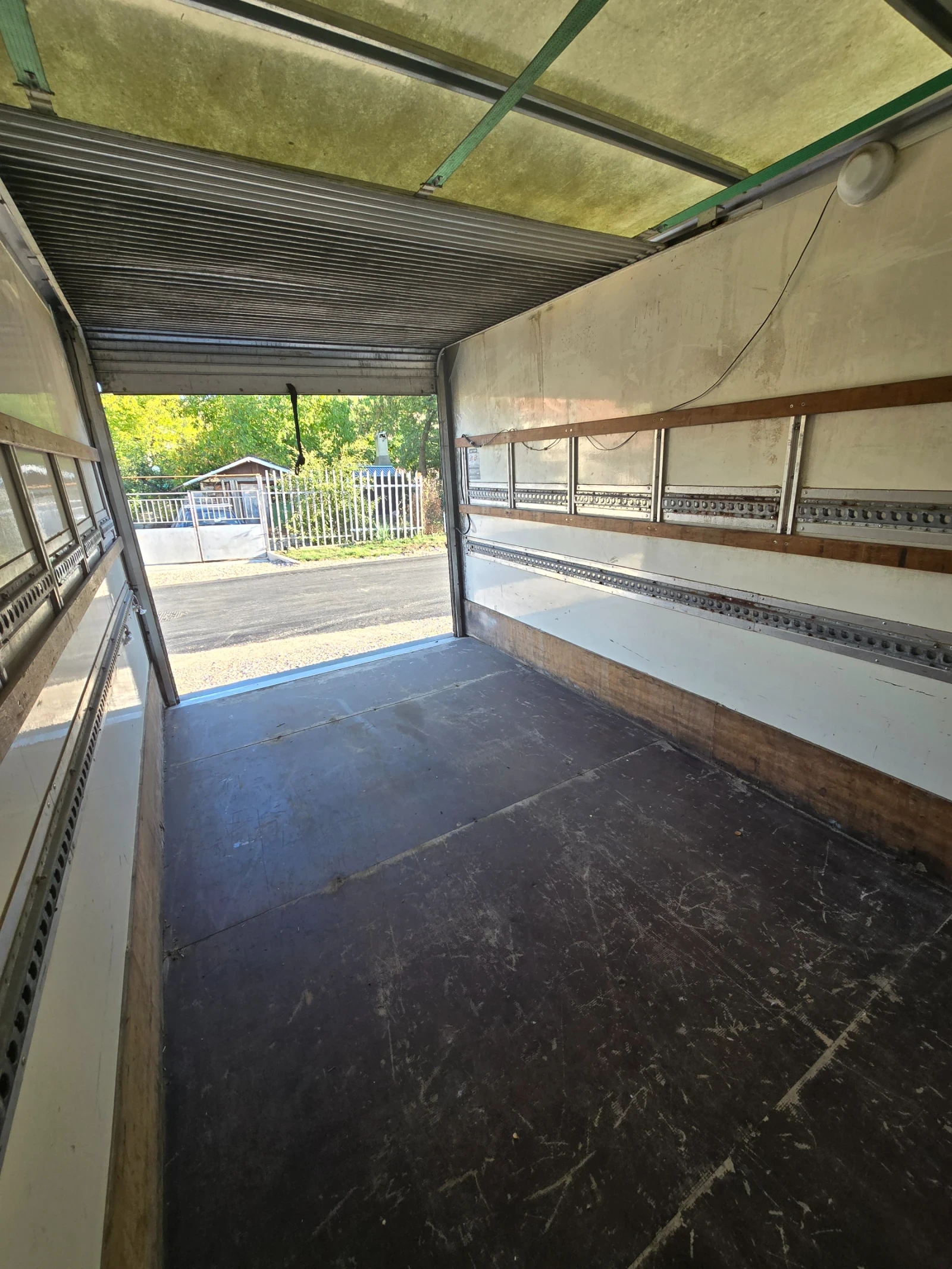 Mercedes-Benz Sprinter 313 MAXI - 4.5 m, снимка 12 - Бусове и автобуси - 54526535