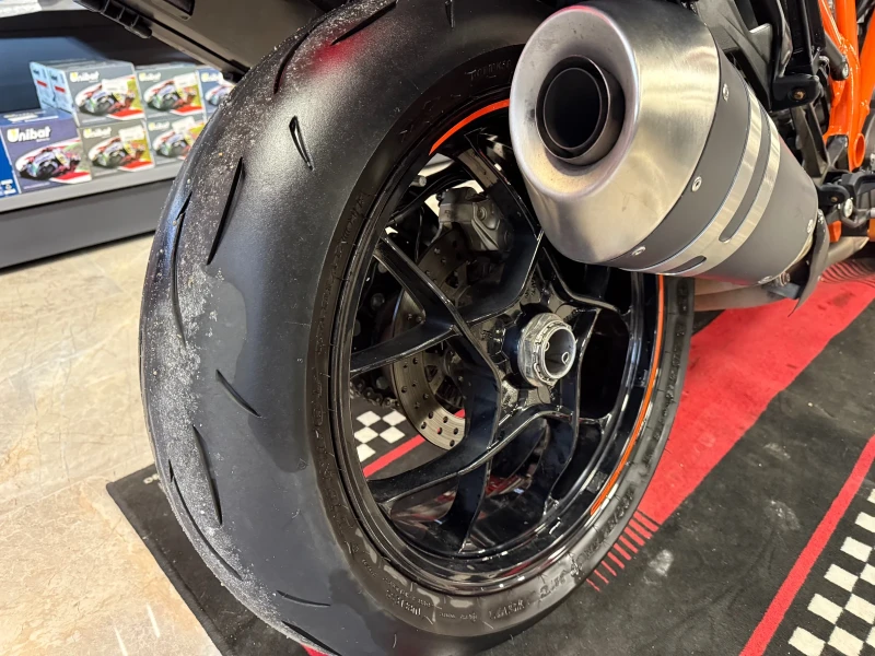 Ktm Duke SUPER DUKE1290GT, снимка 14 - Мотоциклети и мототехника - 52331298