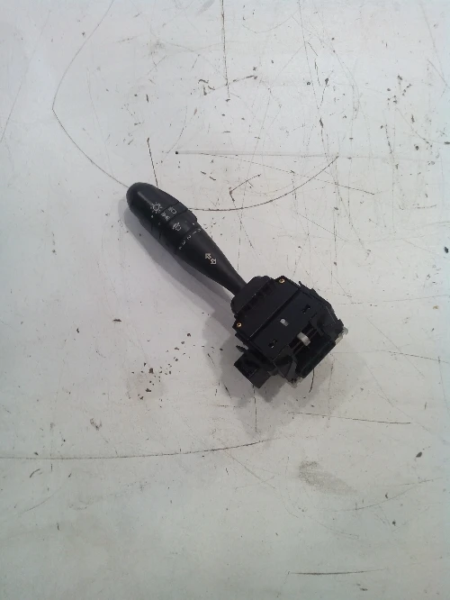 Ключ фарове за Лансер 1