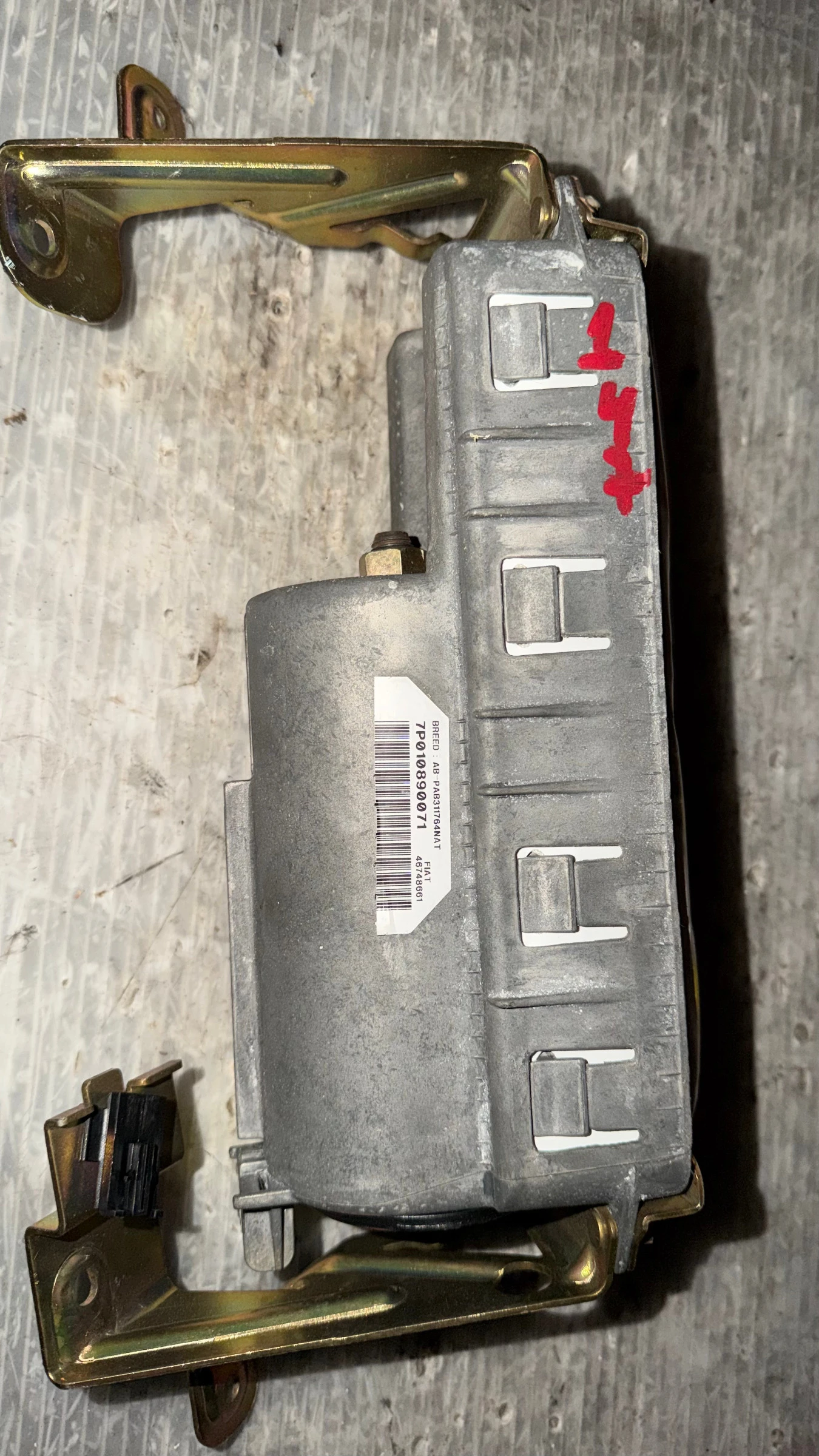 �irbag �� Alfa Romeo 147 - 7P010890071 / 46748661 / 00474788 | Mobile.bg � ����������� 2