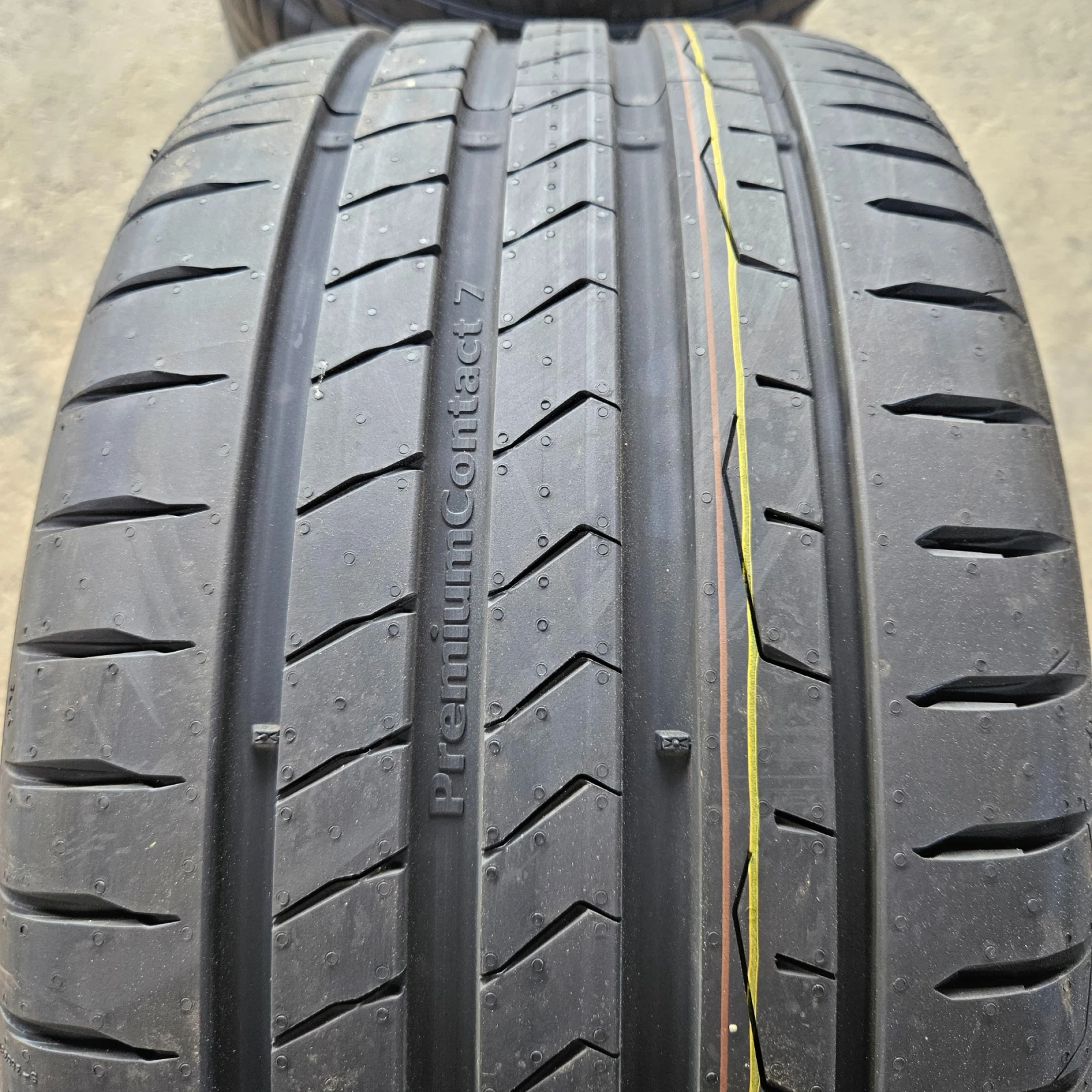  275/40R18 | Mobile.bg   5
