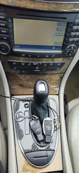 Mercedes-Benz E 320 E320 6i cdi, снимка 10