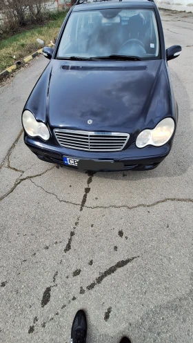 Mercedes-Benz C 180, снимка 1