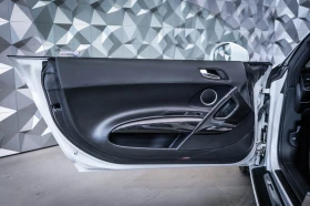 Audi R8 V8 FSI* B&O, снимка 7