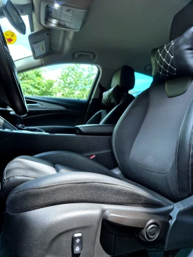 Opel Insignia Grand Sport , снимка 15
