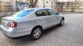 VW Passat 2.0 TDI  HI LINE 6ск.. - 2800 € / 5476.32 лв. - 70829306 11
