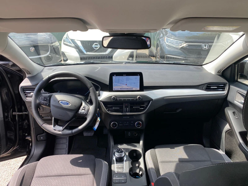 Ford Focus 1.5 TDCI Автоматик Навигация 156524 км!!!!!!!, снимка 12 - Автомобили и джипове - 40610681