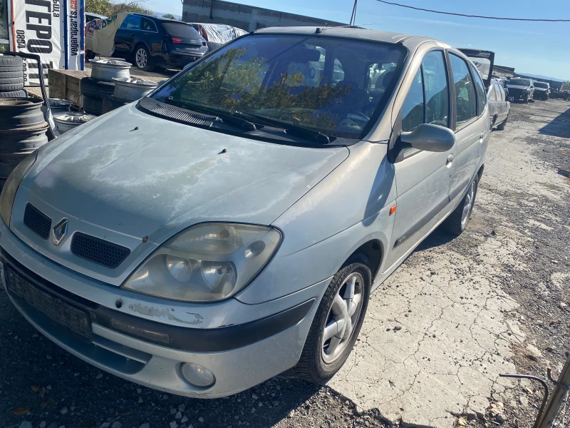 Renault Scenic 1.6, снимка 1 - Автомобили и джипове - 47743654