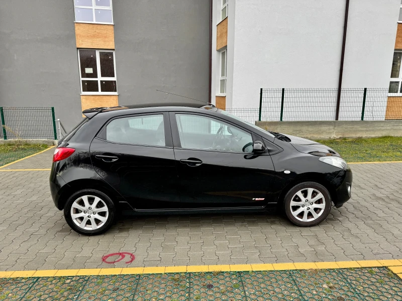 Mazda 2 1.3 БЕНЗИН/ГАЗ, снимка 2 - Автомобили и джипове - 48517780