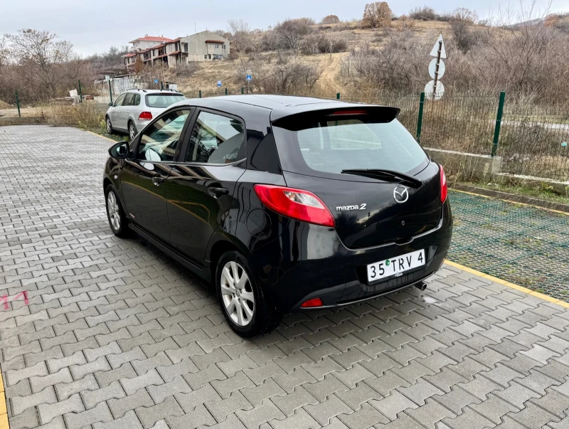 Mazda 2 1.3 БЕНЗИН/ГАЗ, снимка 5 - Автомобили и джипове - 48517780