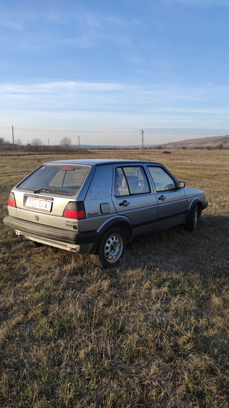 VW Golf, снимка 2 - Автомобили и джипове - 49089600