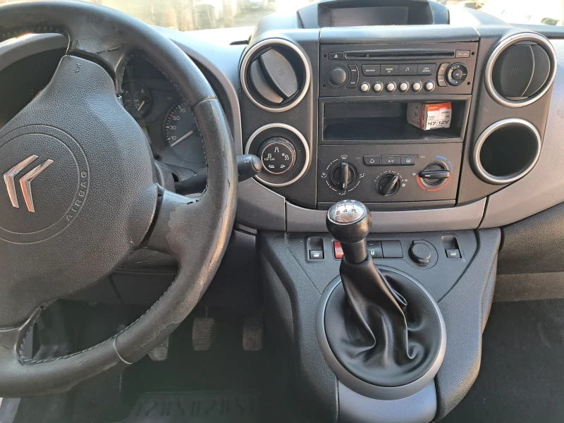 Citroen Berlingo, снимка 16 - Автомобили и джипове - 49357456