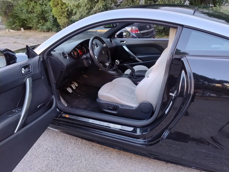 Peugeot RCZ 2.0 HDi, снимка 7 - Автомобили и джипове - 51078550
