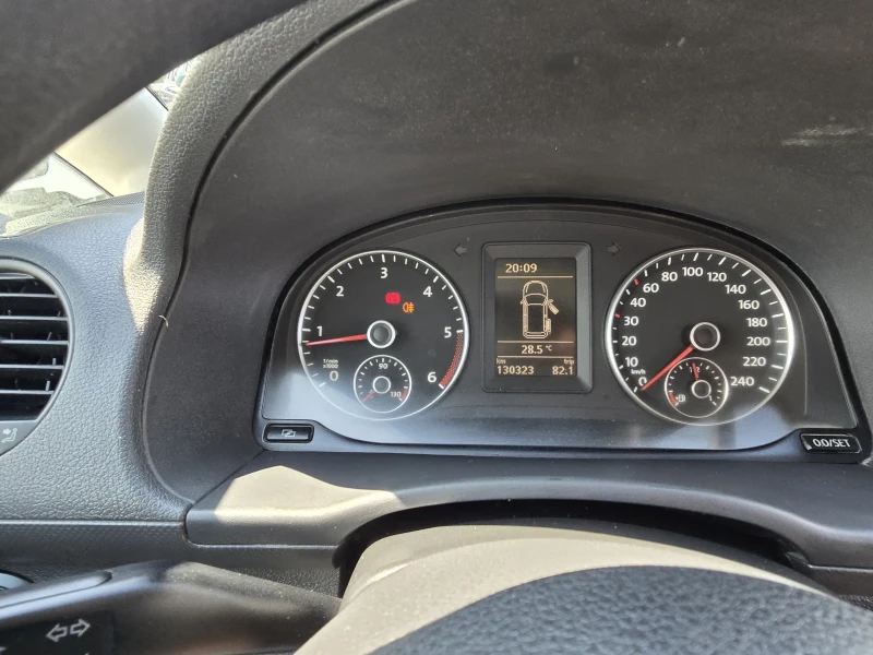 VW Caddy Топ състояние 4 х  4, снимка 13 - Автомобили и джипове - 51274060