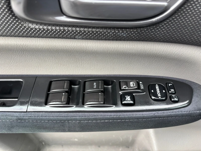 Subaru Forester 2.0i FACE НОВ ВНОС ГЕРМАНИЯ, снимка 17 - Автомобили и джипове - 52018576