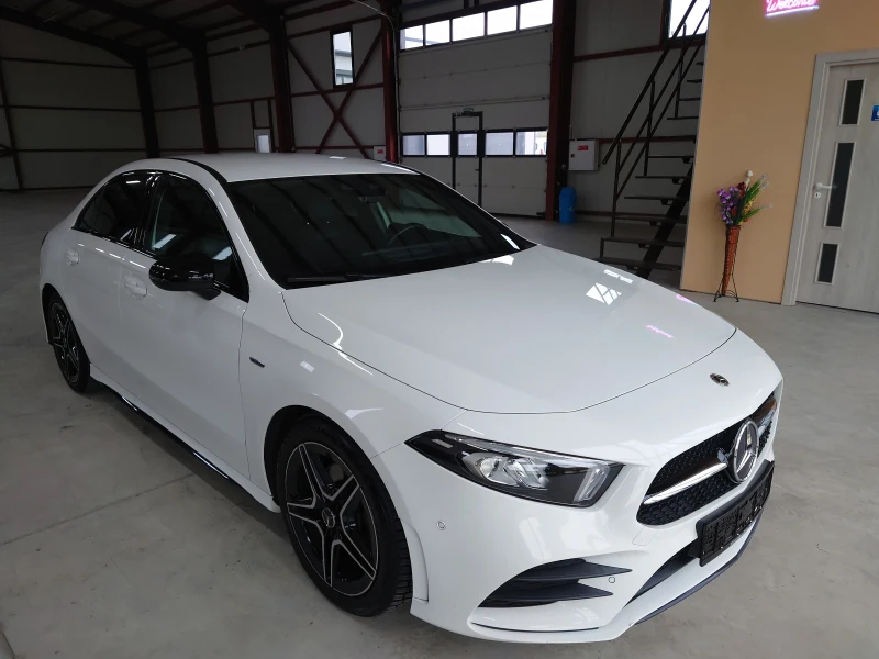 Mercedes-Benz A 200 D Edition AMG-night, снимка 2 - Автомобили и джипове - 52042153