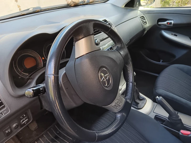 Toyota Corolla, снимка 11 - Автомобили и джипове - 52152920