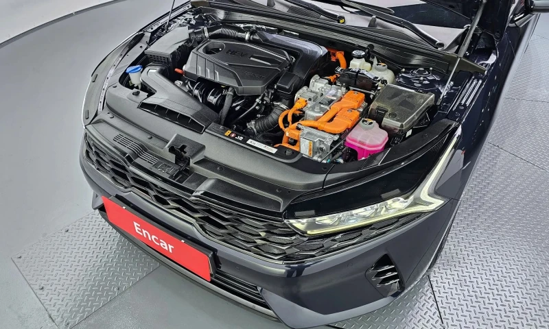 Kia K5 2023, снимка 6 - Автомобили и джипове - 52536799