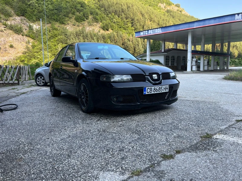 Seat Leon 1.8 t, снимка 4 - Автомобили и джипове - 52698628