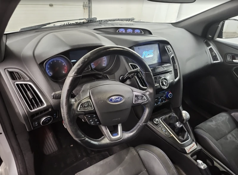 Ford Focus RS Red bull white edition, снимка 10 - Автомобили и джипове - 52749729