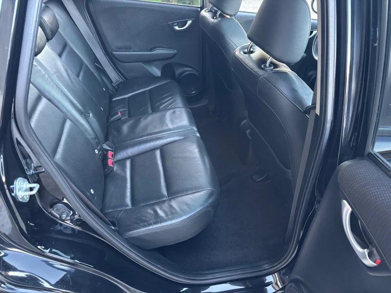 Honda Jazz Avtomatik Panorama, снимка 8 - Автомобили и джипове - 52949393