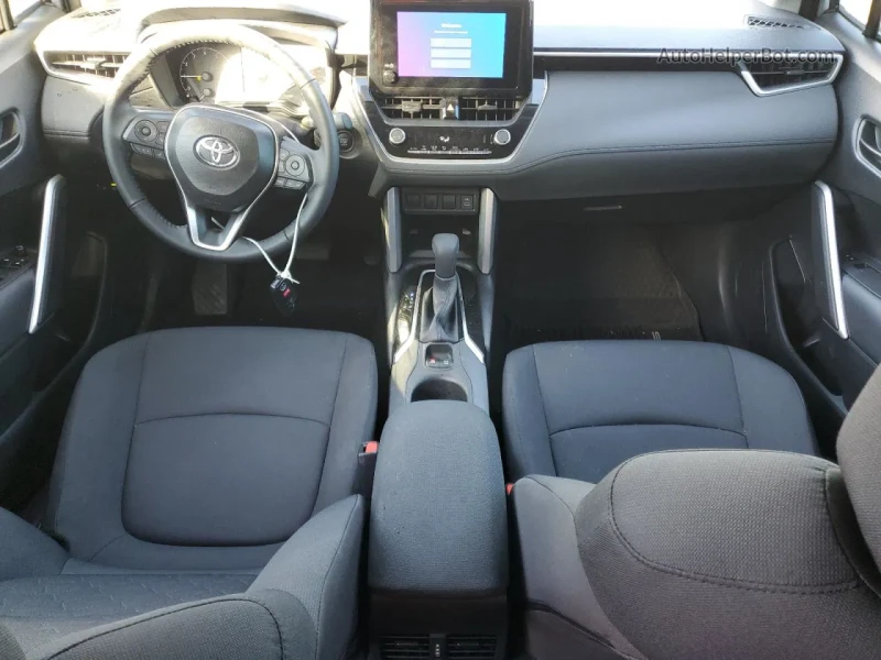 Toyota Corolla Cross Le* AWD* НОВА* Крайна цена до БГ, снимка 10 - Автомобили и джипове - 53245640