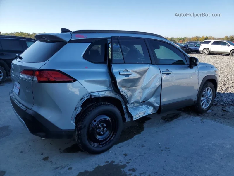 Toyota Corolla Cross Le* AWD* НОВА* Крайна цена до БГ, снимка 4 - Автомобили и джипове - 53245640