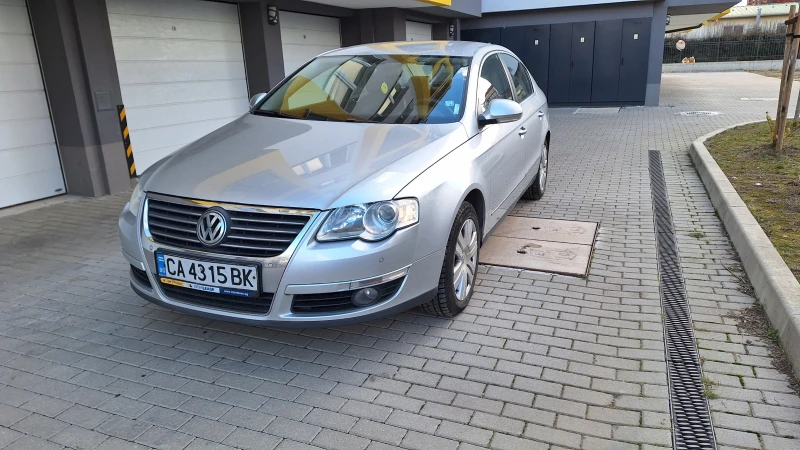 VW Passat 2.0 TDI  HI LINE 6ск.., снимка 5 - Автомобили и джипове - 53266625