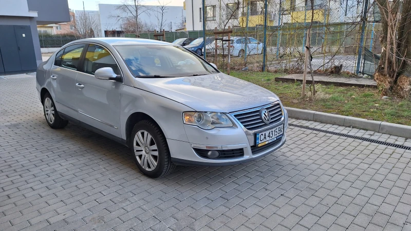 VW Passat 2.0 TDI  HI LINE 6ск.., снимка 3 - Автомобили и джипове - 53266625