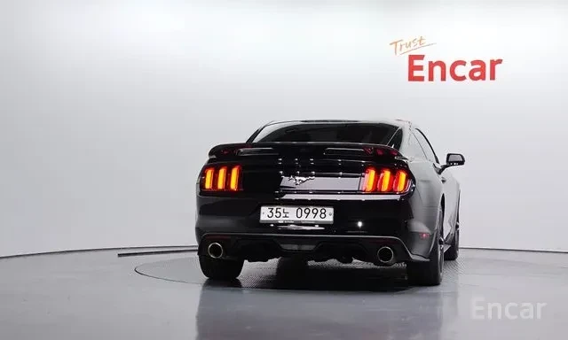 Ford Mustang Ecoboost Premium Pkg Обдухване Автоматик Камера, снимка 4 - Автомобили и джипове - 55675257